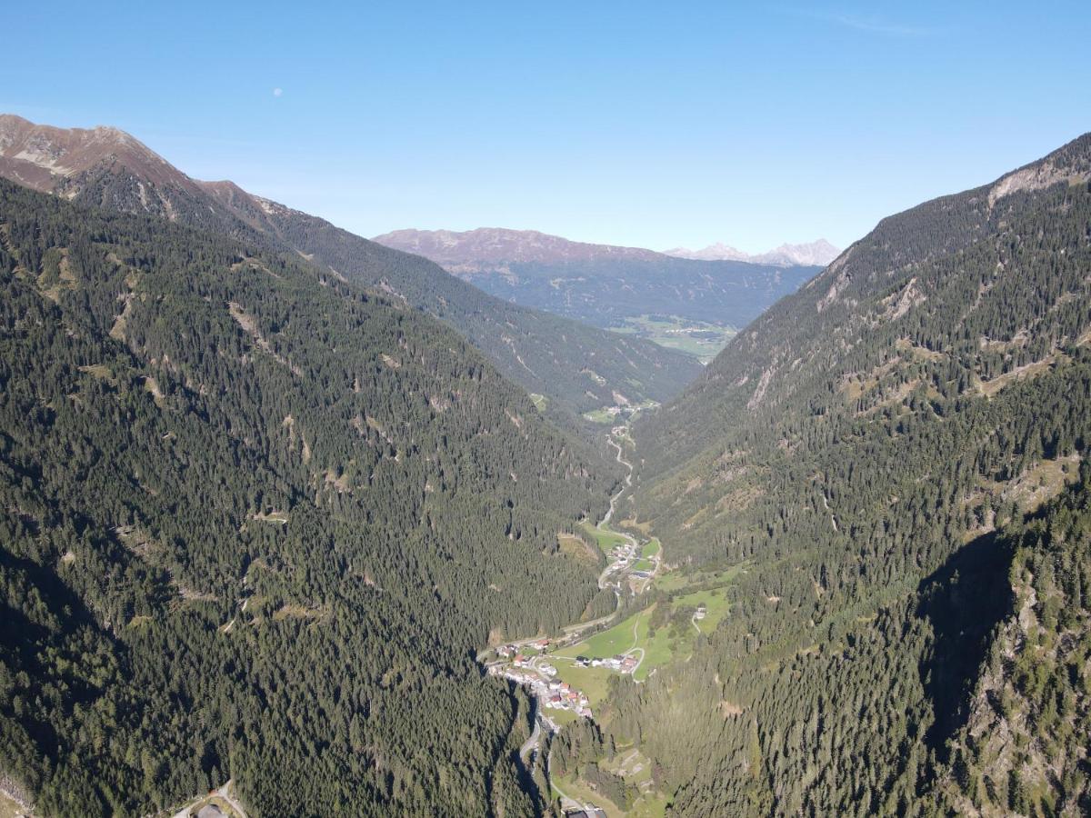 Haus Evelin Lägenhet Sankt Leonhard im Pitztal Exteriör bild